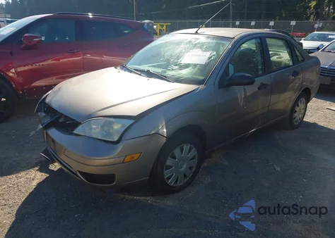2005 Ford Focus Zx4 из США, поврежденный, VIN 1FAFP34N85W231347
